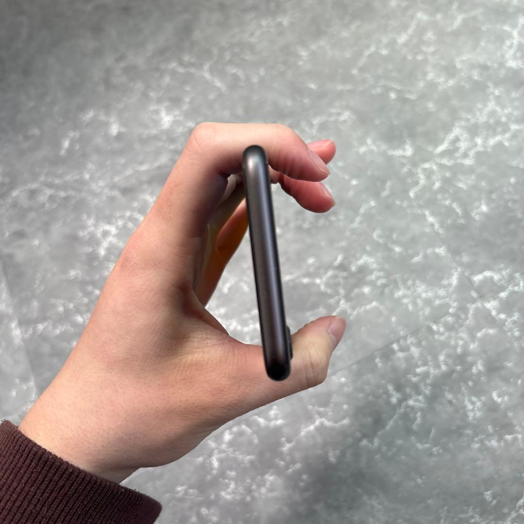 iPhone8 64GB ブラック