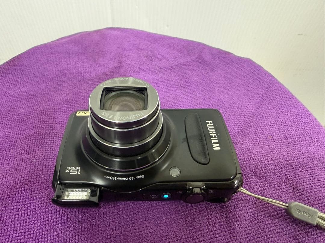 Fujifilm FinePix F300EXR デジタルカメラ