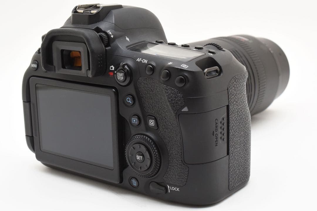 デジタルカメラ Canon EOS 6D Mark II /Canon EF 100-300mm