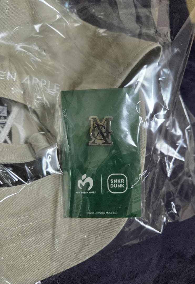 Mrs.GREEN APPLE x SNKRDUNK \ベージュ　ピンズ付