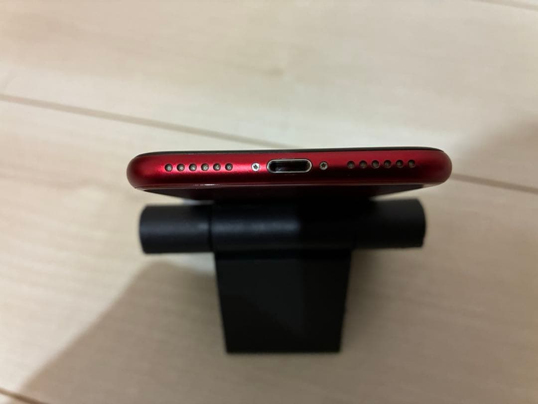 iPhone SE 第３世代 レッド 128GB