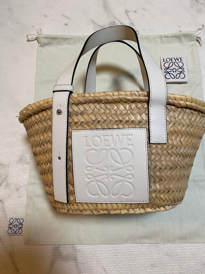 LOEWE ロエベ かごバッグ スモール（ホワイト）