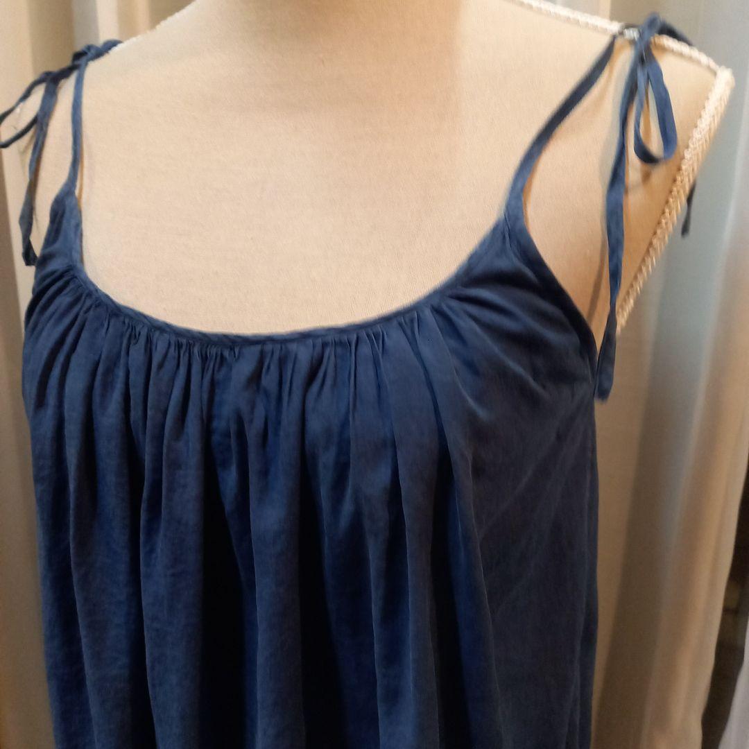 kittaコットンシルク素材の琉球藍染キャミソール