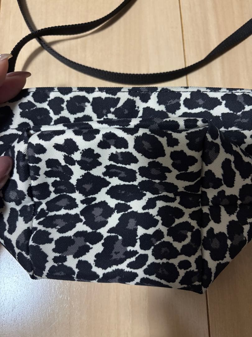 エルベシャプリエ Herve Chapelier パン サーブラン舟形ショルダー