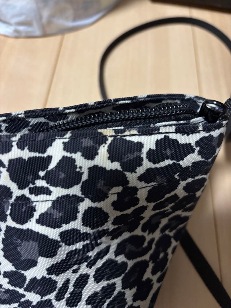 エルベシャプリエ Herve Chapelier パン サーブラン舟形ショルダー