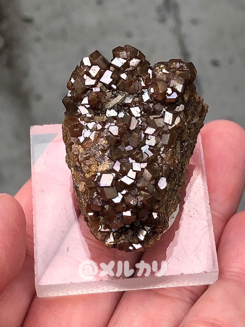 国産鉱物　天川村　レインボーガーネット（宝石質！）