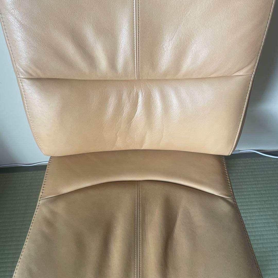 カリモク　本革張デスクチェア