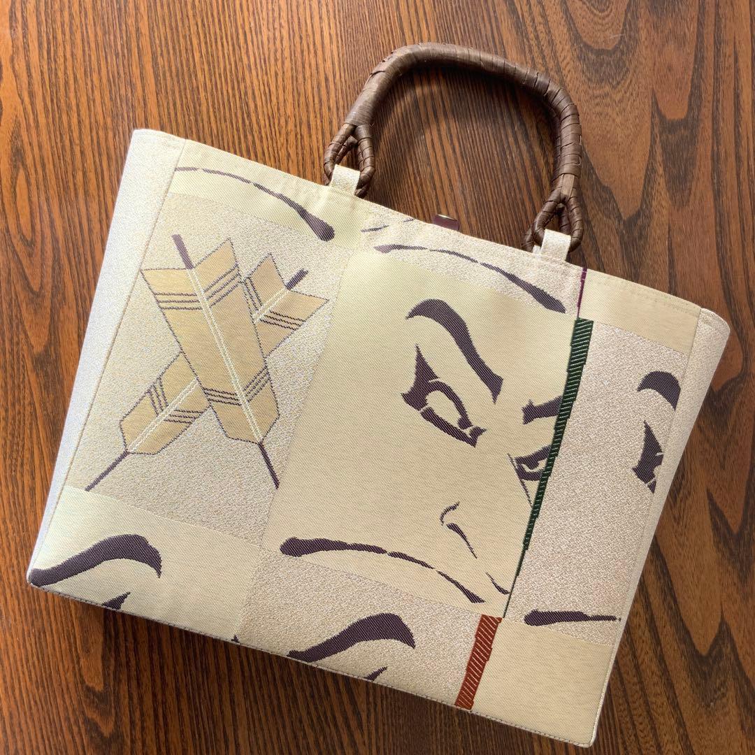 男前な歌舞伎柄の帯　リメイク　胡桃皮ハンドルバッグ　通しマチタイプ