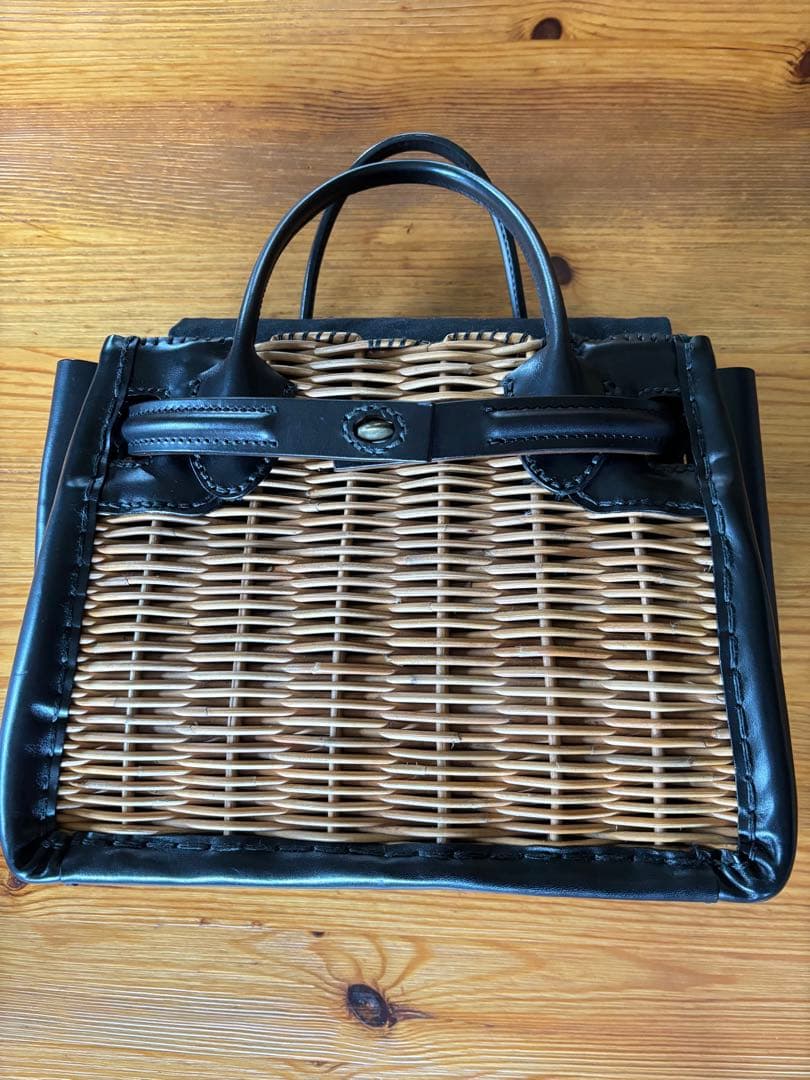 エバゴス　スタイリストバック