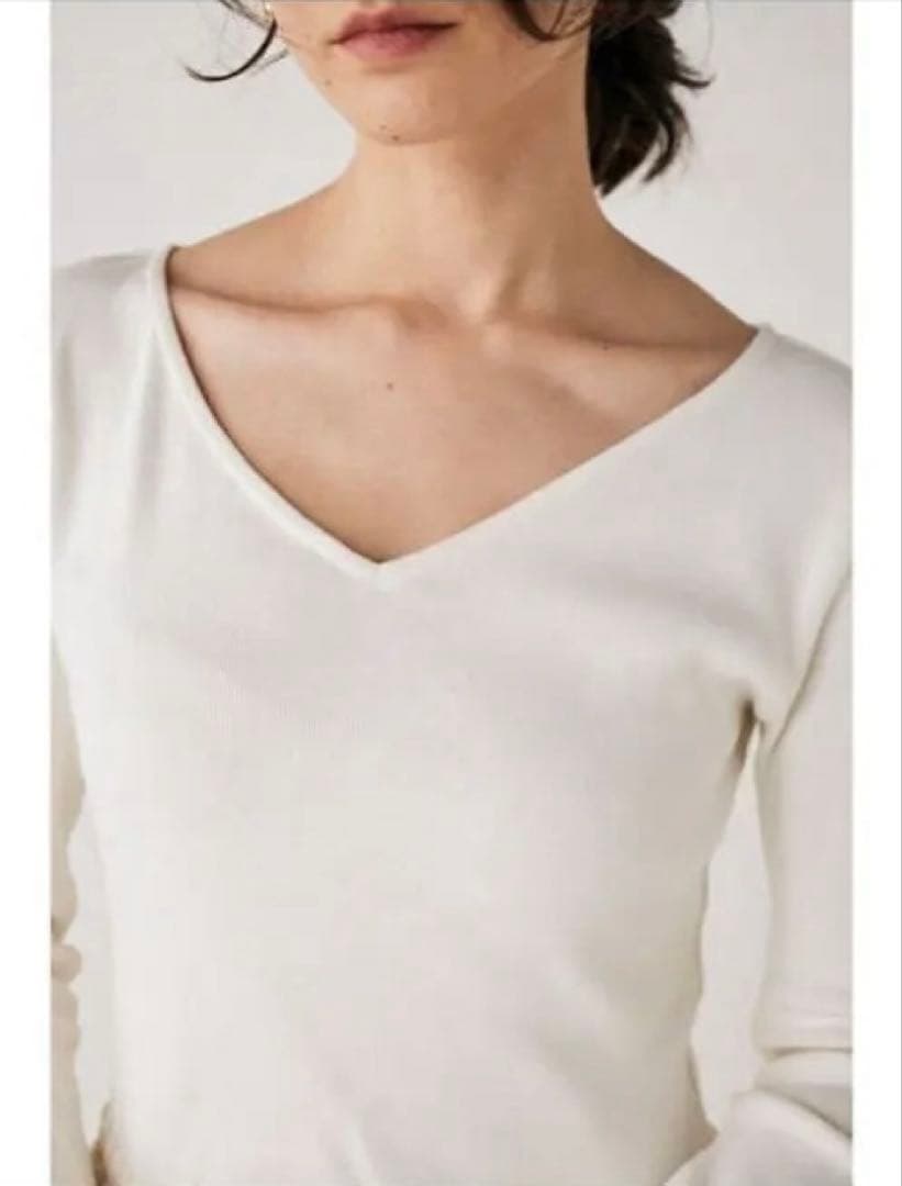 M_エムンダーバーホワイト Vネック 長袖 ロングワンピース