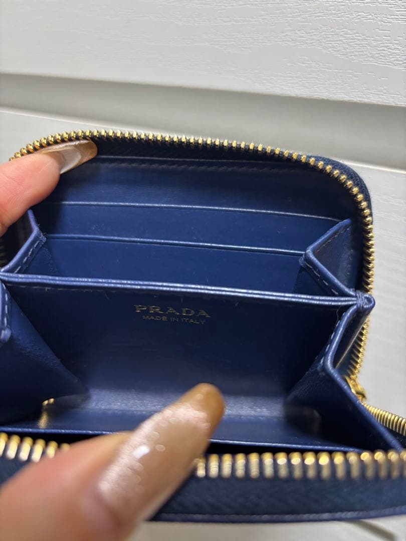 PRADA ネイビー ケース
