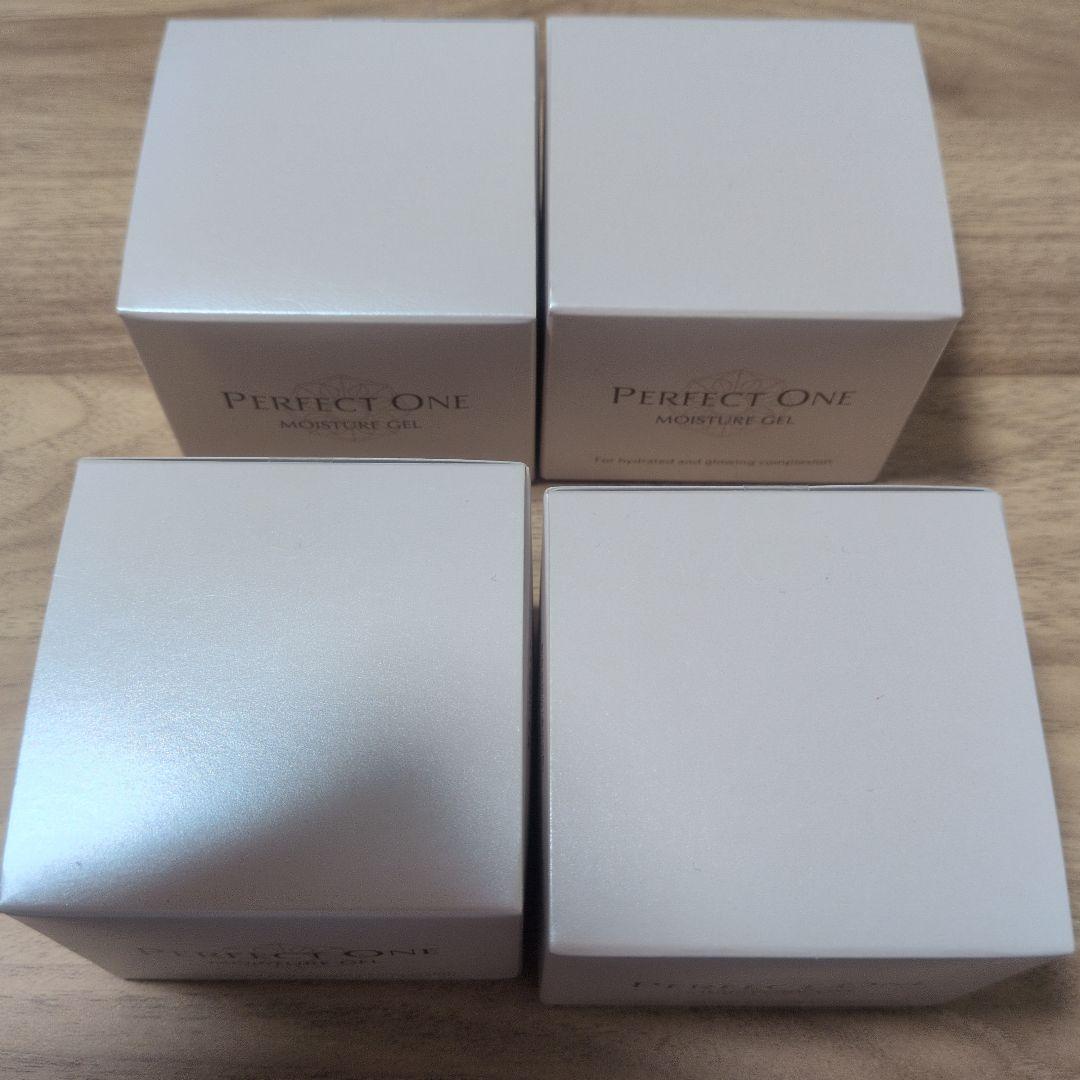 Perfect One モイスチャーゲル 75g　４つセット