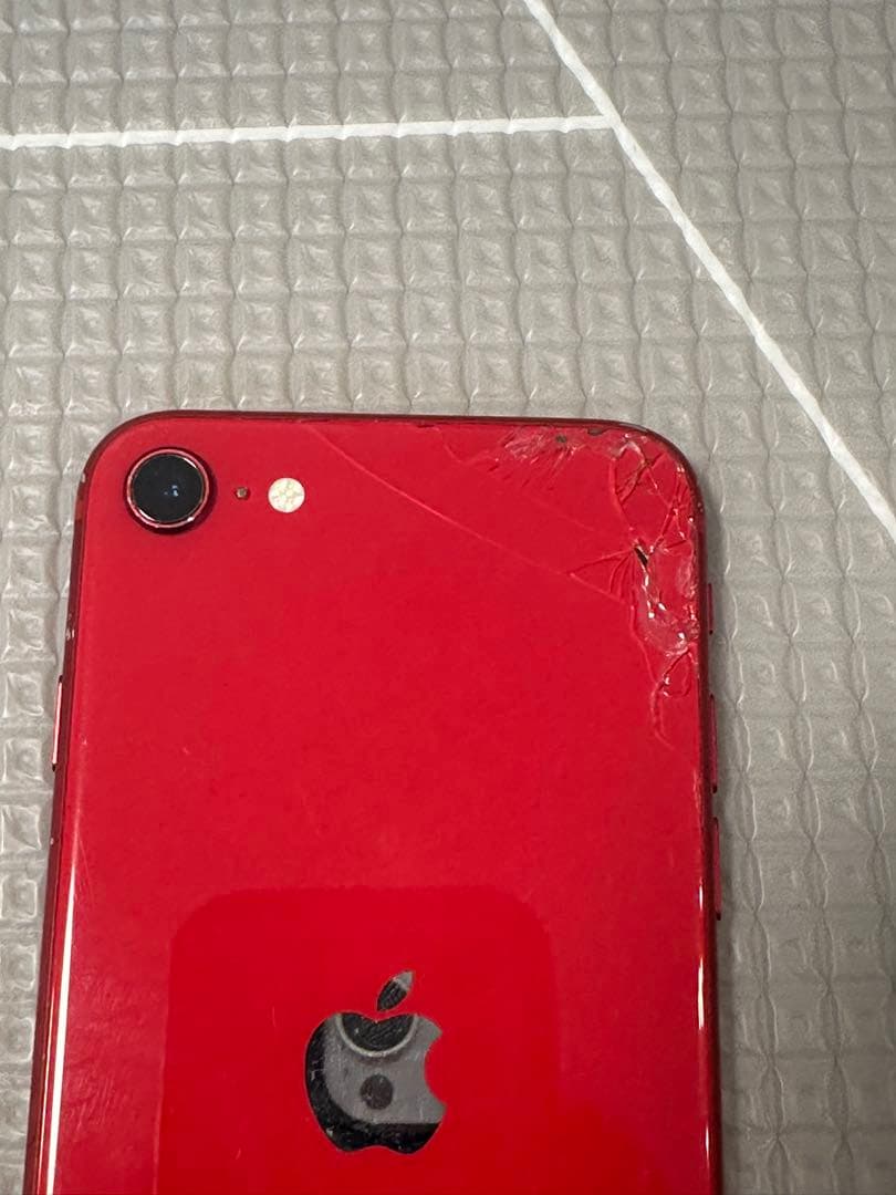 〈Apple careあり〉iPhoneSE 第２世代 64GB SIMフリー