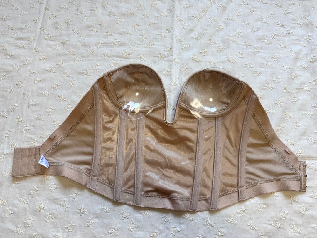 ブライダルインナーWHITE LINGERIE C70タカミブライダルmaru様