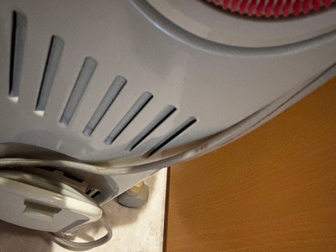 DeLonghi Vento オイルヒーター グレー