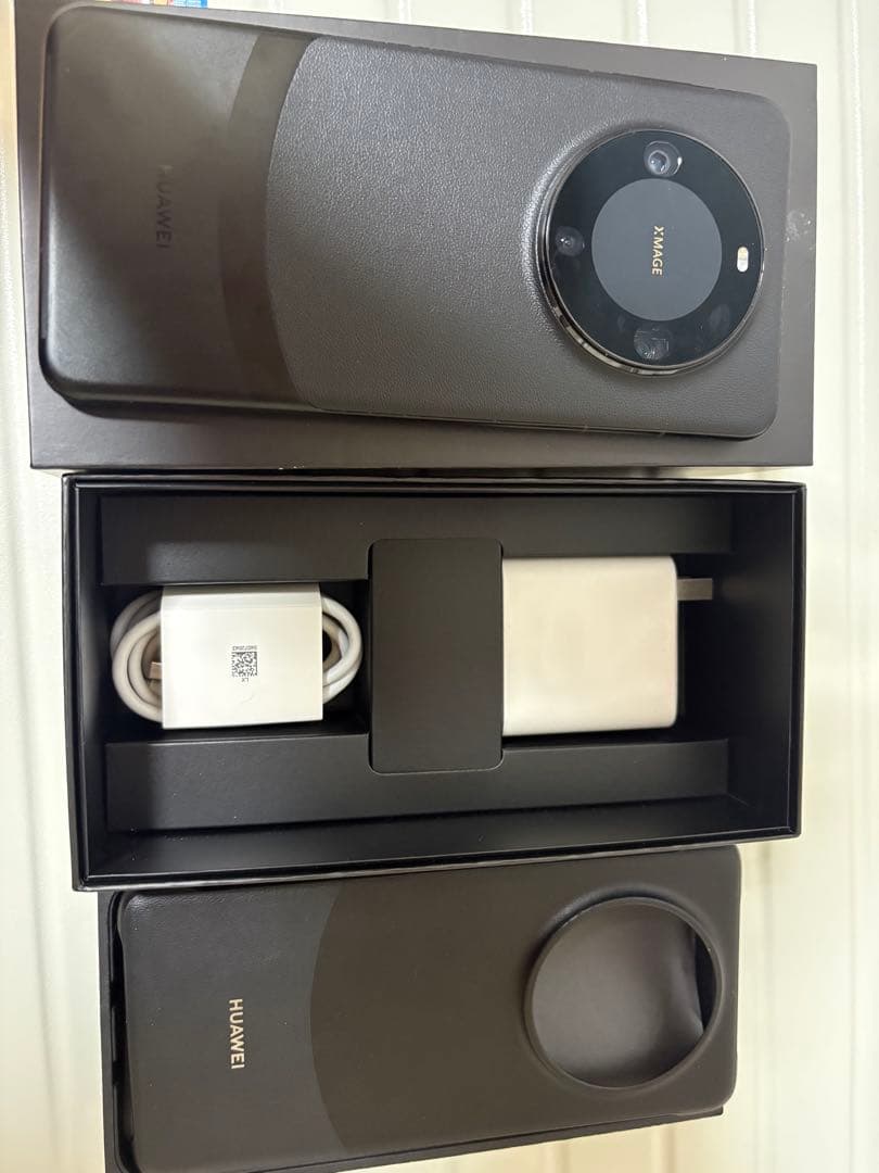 HUAWEI Mate 60 Pro+ 本体 16/1TB