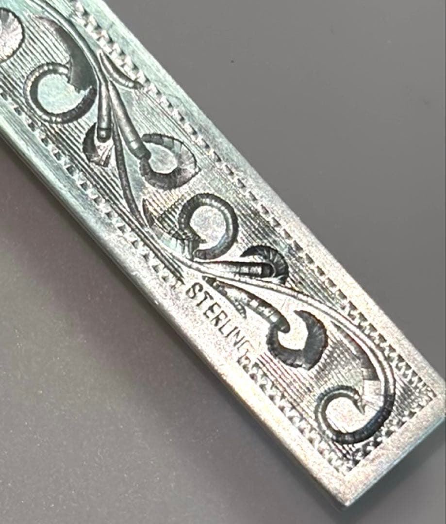 希少　ヴィンテージ　スターリングシルバー エングレーブ ネクタイピン