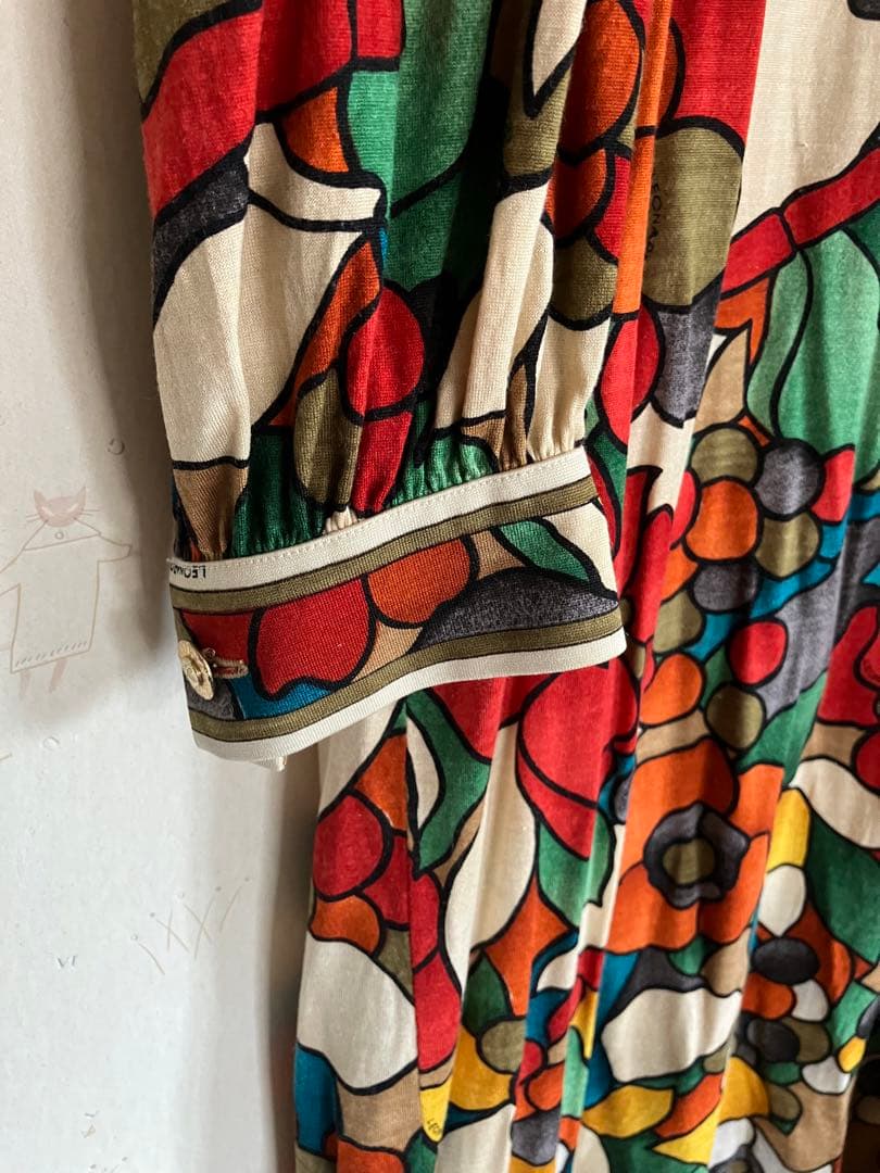 レオナール シルク ウールワンピース 金ボタン