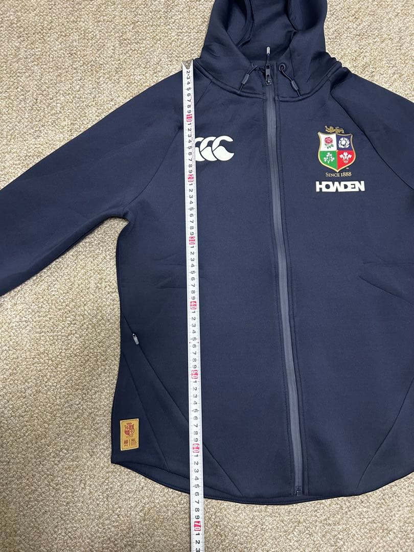 British&Irish Lions 2025年Everest フーディー　S