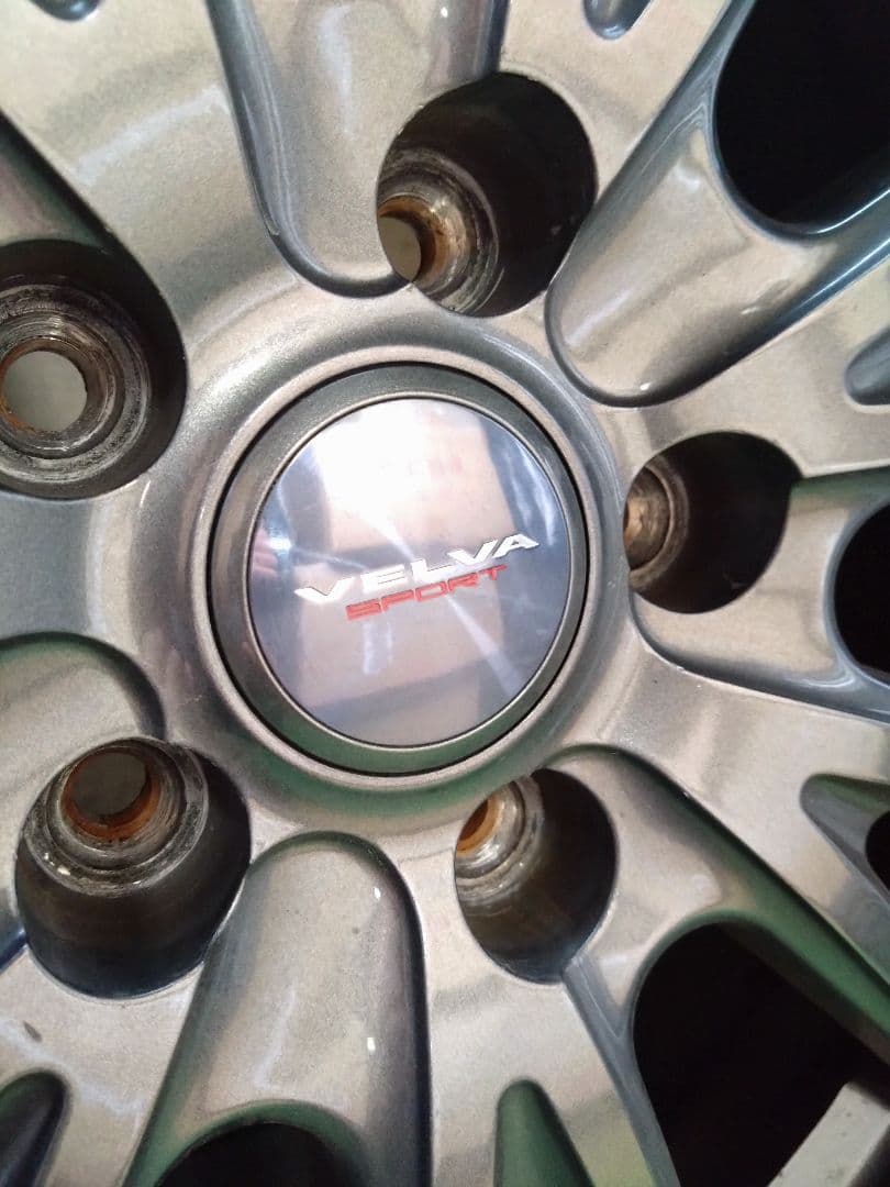 VELVA SPORT スタッドレスホイールセット 7J +55 PCD114