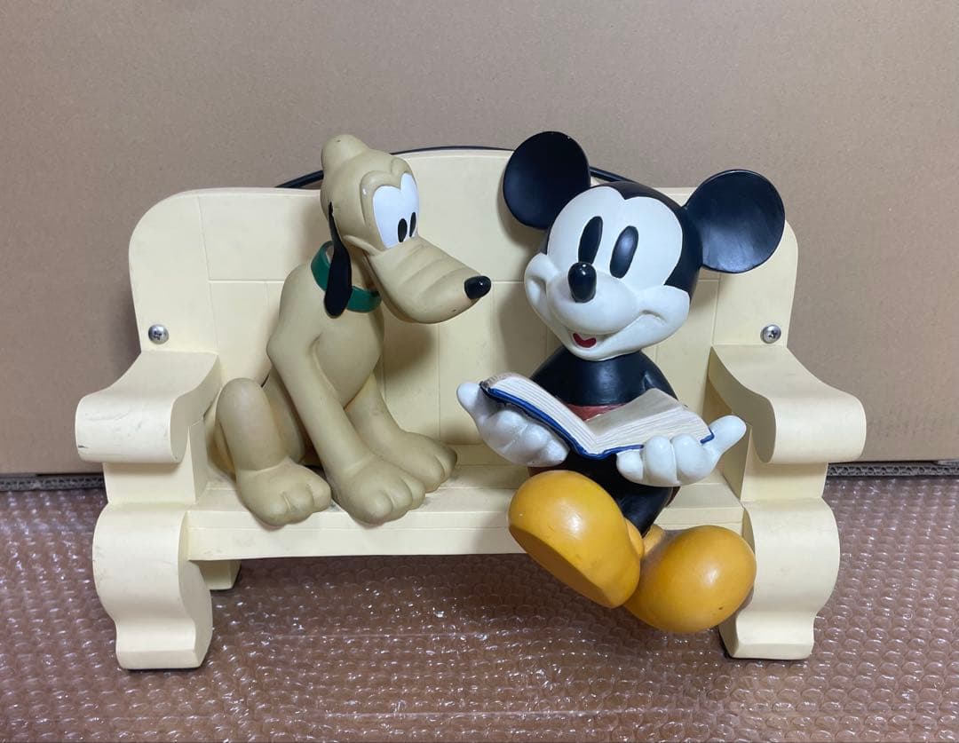 Disney ミッキー プルート ベンチ