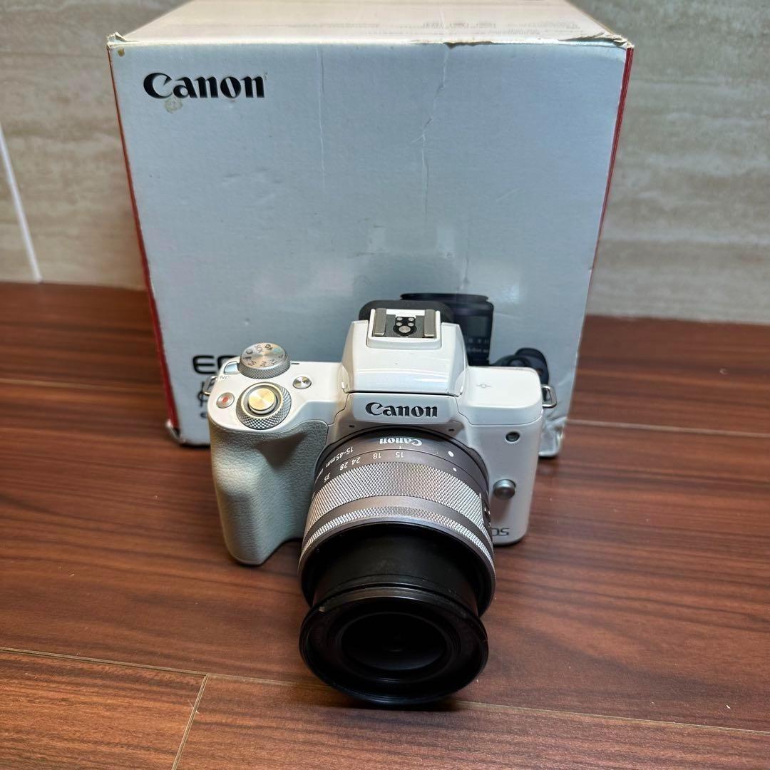 Canon EOS Kiss M 標準レンズキット 一眼レフカメ 0311