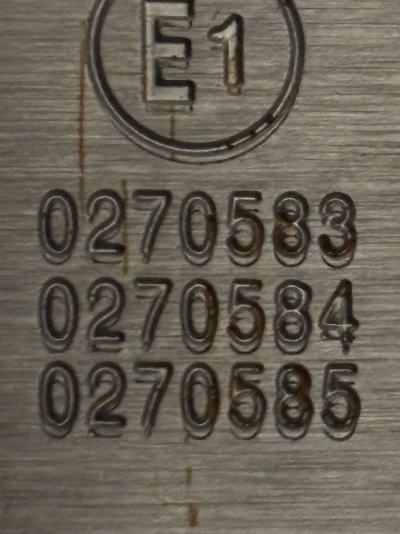 Momo ステアリング・ハンドル 直接取りに来れる方は1万円でお譲り致します