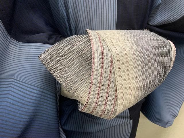 今年の仕入れ　おしゃれな大人の夏帯　 絹麻ぼかし半巾帯　夏着物浴衣に墨黒系　長尺