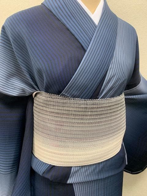 今年の仕入れ　おしゃれな大人の夏帯　 絹麻ぼかし半巾帯　夏着物浴衣に墨黒系　長尺