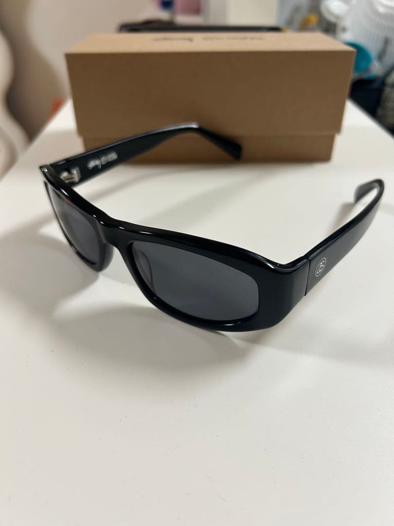 【oooさん専用】stussyサングラス　Landon 黒　ブラック
