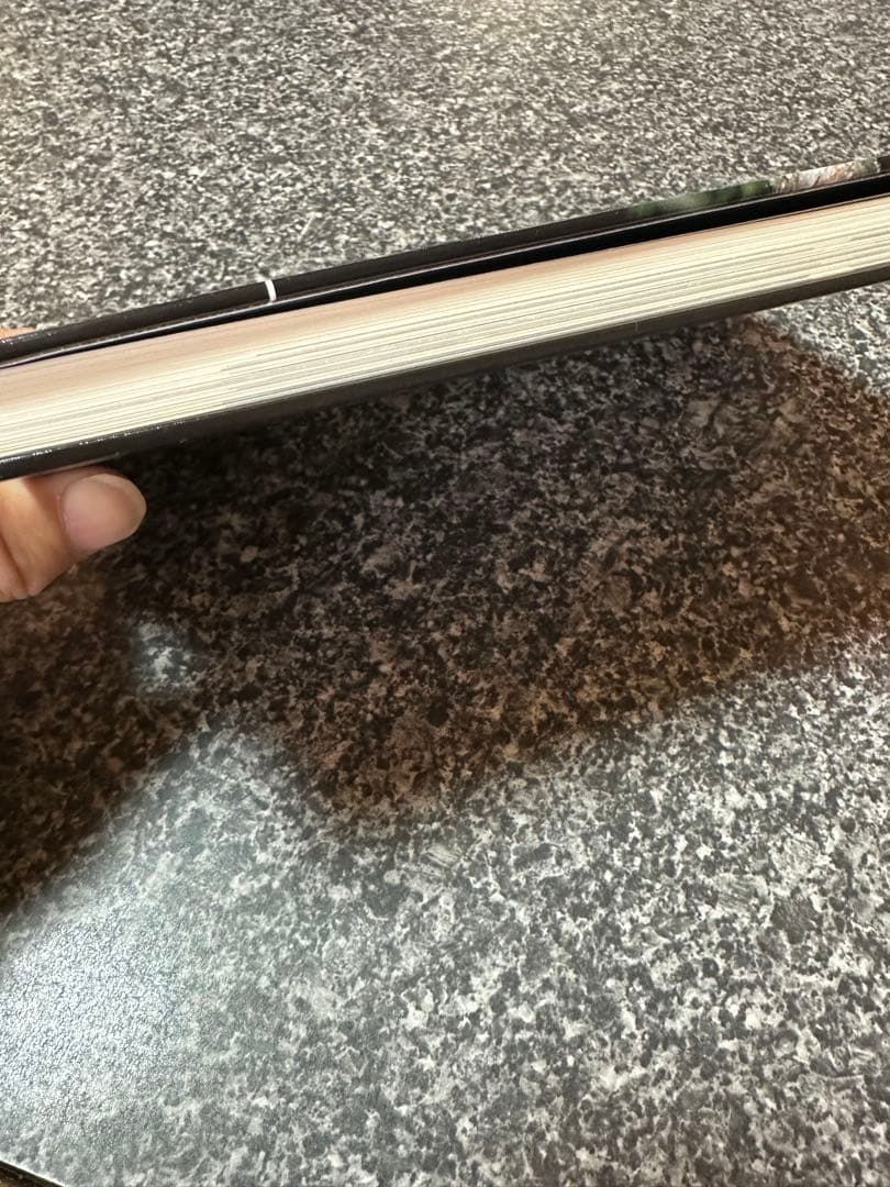 Rhacodactylus ミカドヤモリ　洋書12/15迄の限定値下価格！