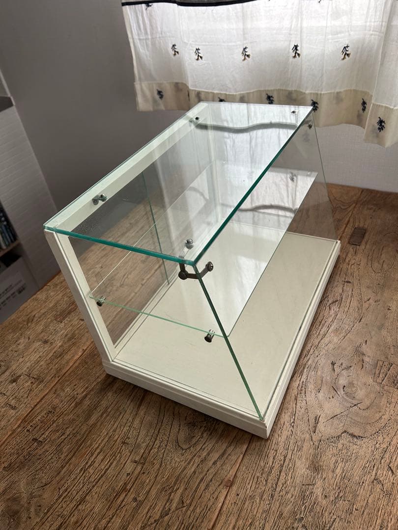 レトロ　台形ガラスショーケース