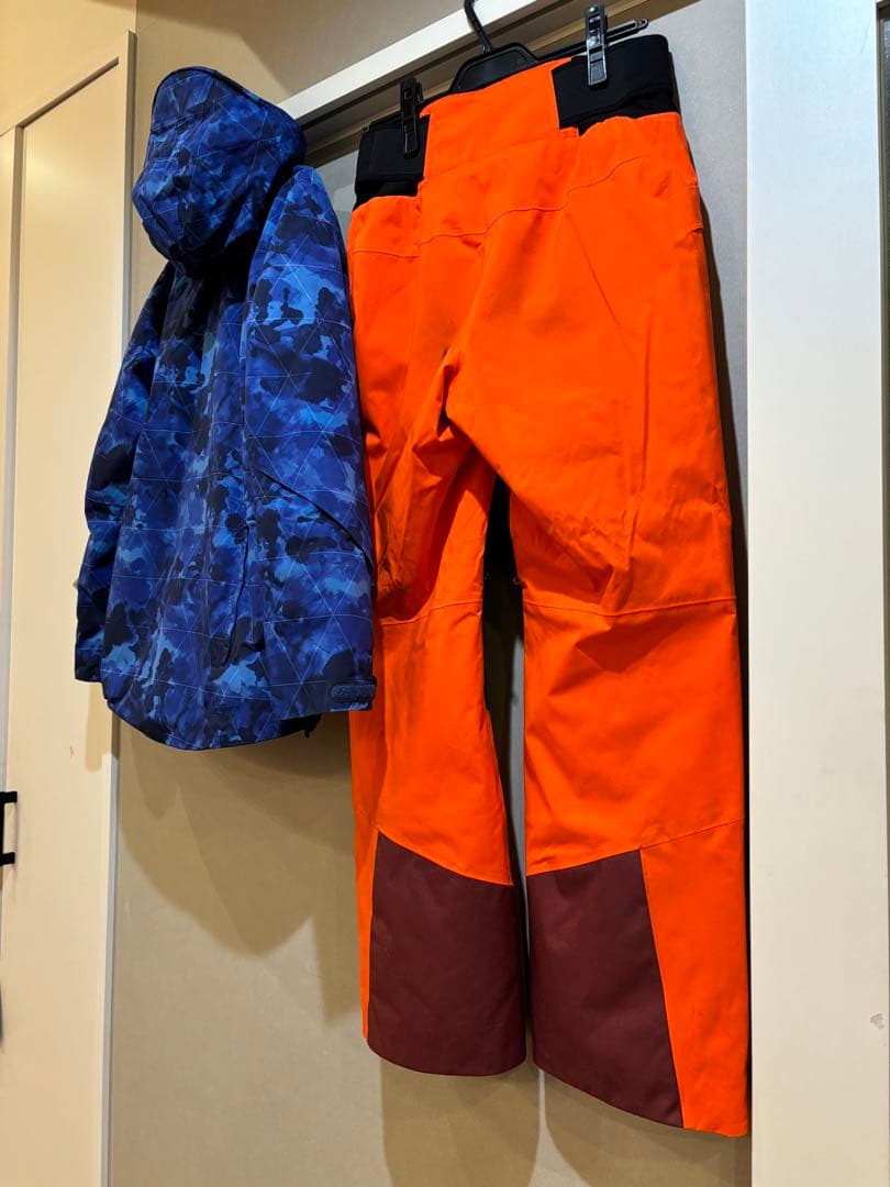 【たいしょー】GOLDWIN：ゴールドウィンスキー　レディースＬ　メンズS