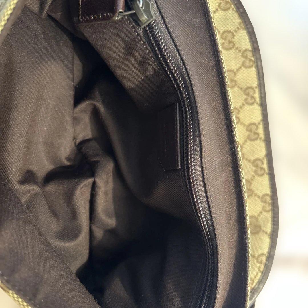 GUCCI GGパターン ボディバッグ