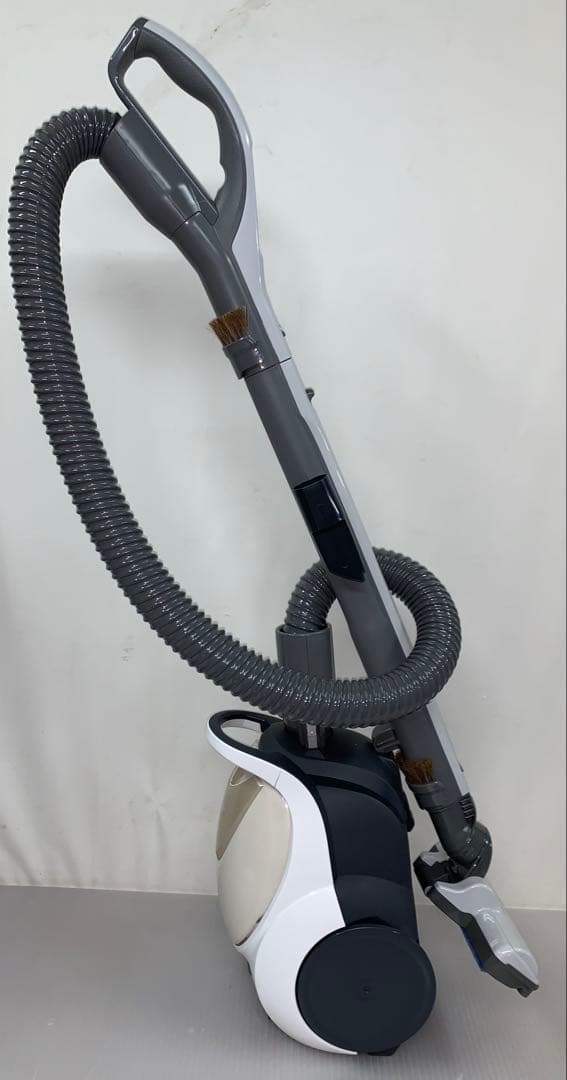 12r3. 美品 三菱 紙パック式掃除機 TC-FJ2CE3-N 2023年製