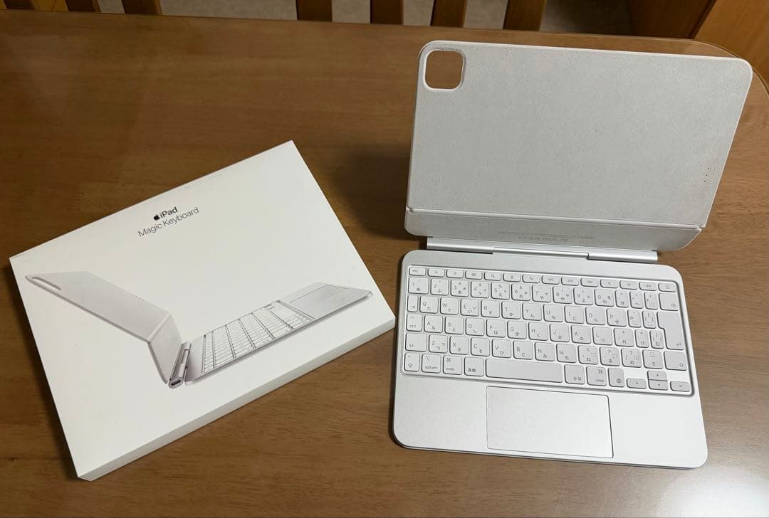 【美品】iPad Magic Keyboard MWR03J/A