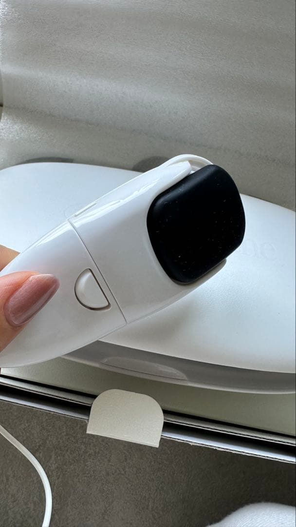 モイスティーヌ　美顔器