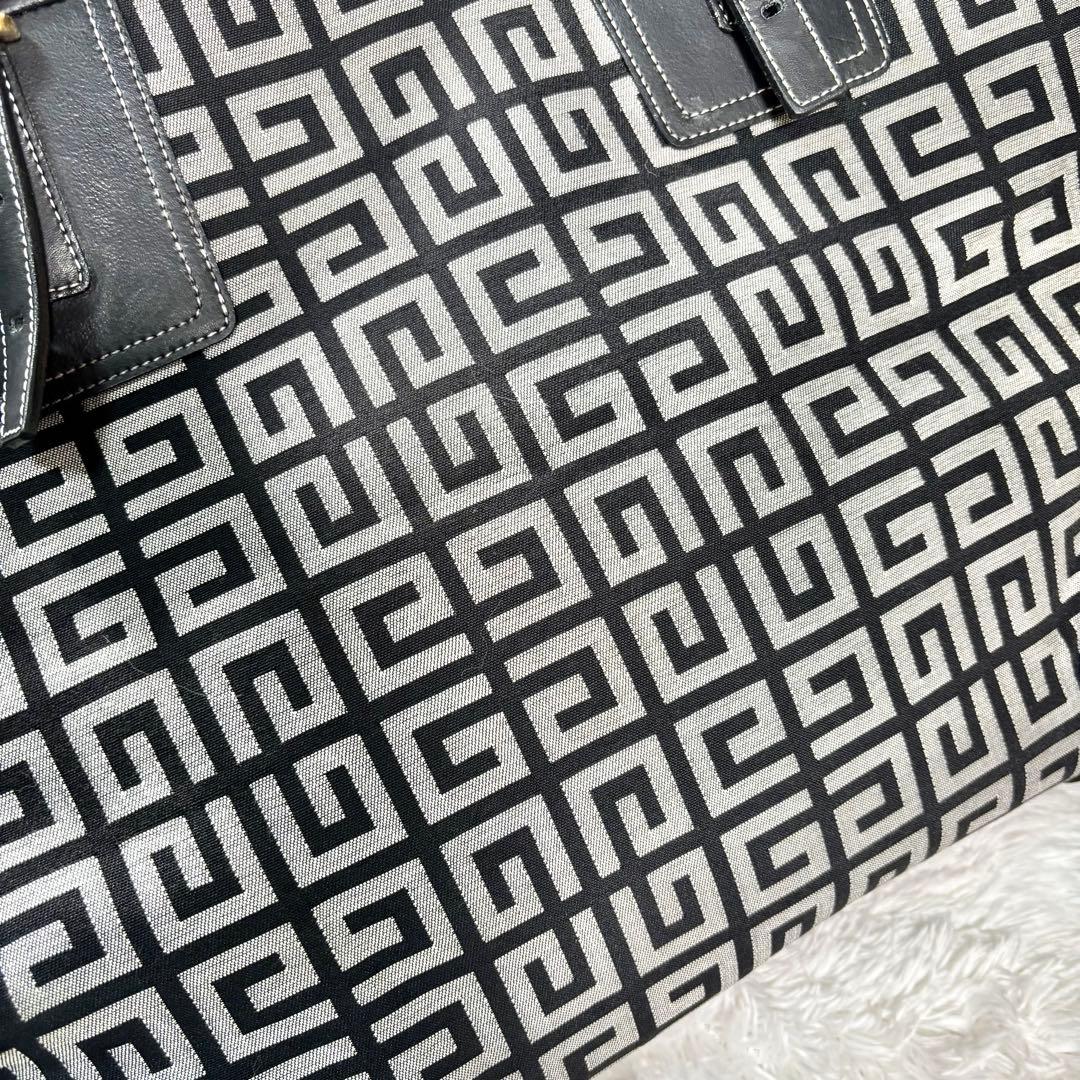 ジバンシー A4 トートバッグ 4g 白 金 金具 キャンバス 総柄 レザー