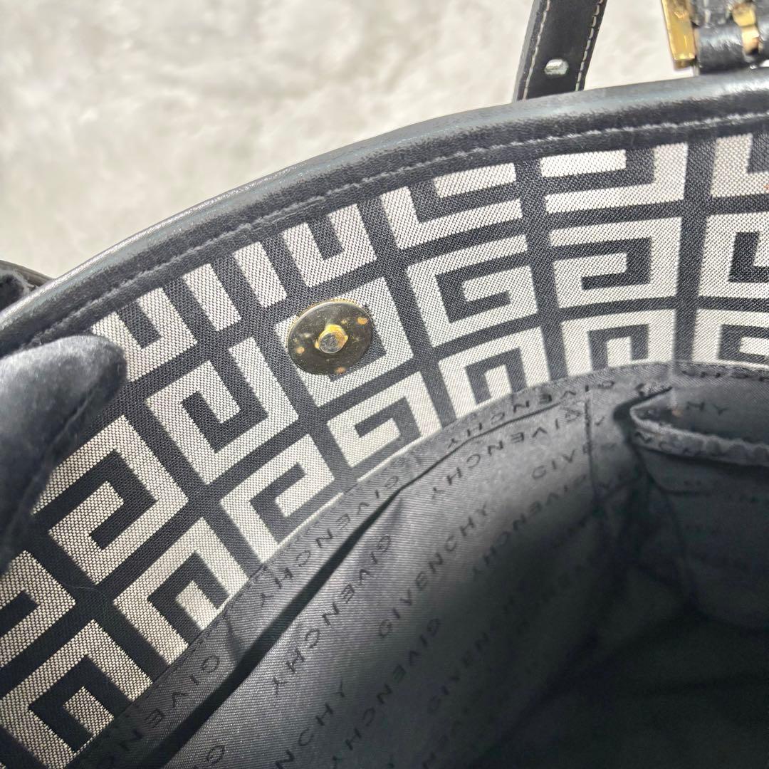 ジバンシー A4 トートバッグ 4g 白 金 金具 キャンバス 総柄 レザー