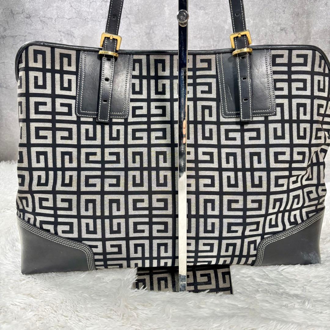 ジバンシー A4 トートバッグ 4g 白 金 金具 キャンバス 総柄 レザー