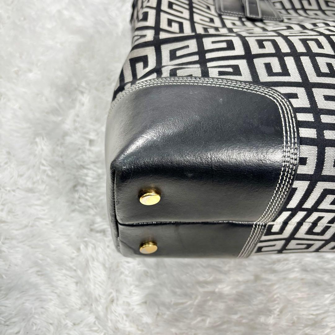 ジバンシー A4 トートバッグ 4g 白 金 金具 キャンバス 総柄 レザー