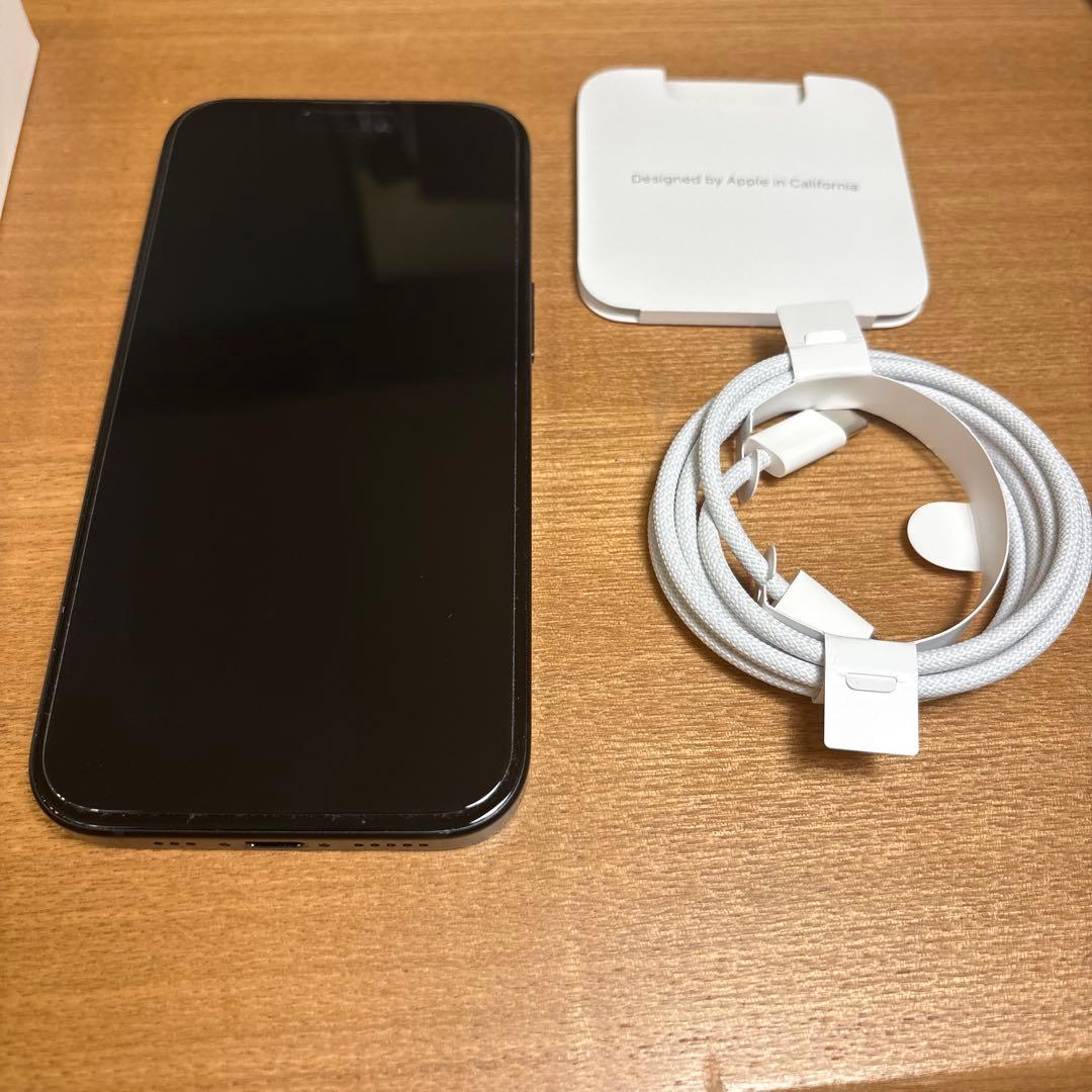 Apple iPhone 15 ブラック　128GB