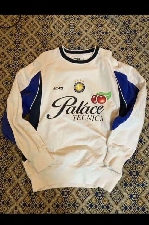 palaceトレーナー