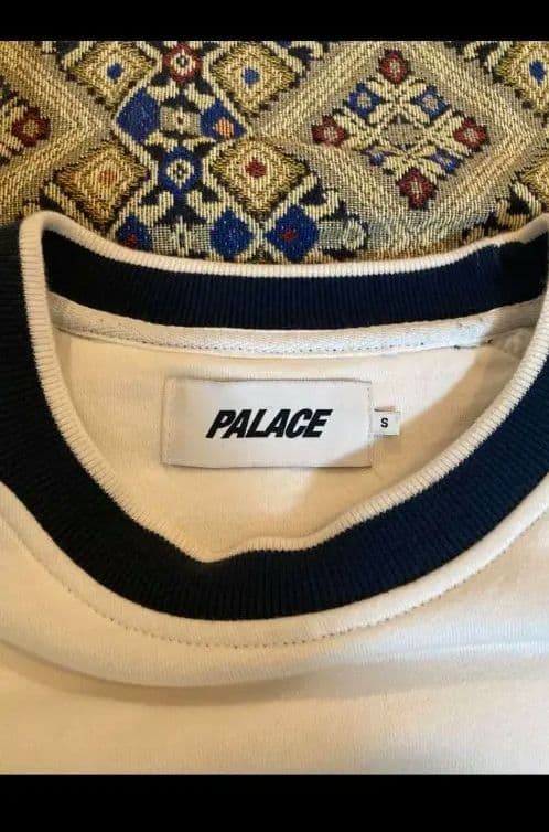 palaceトレーナー