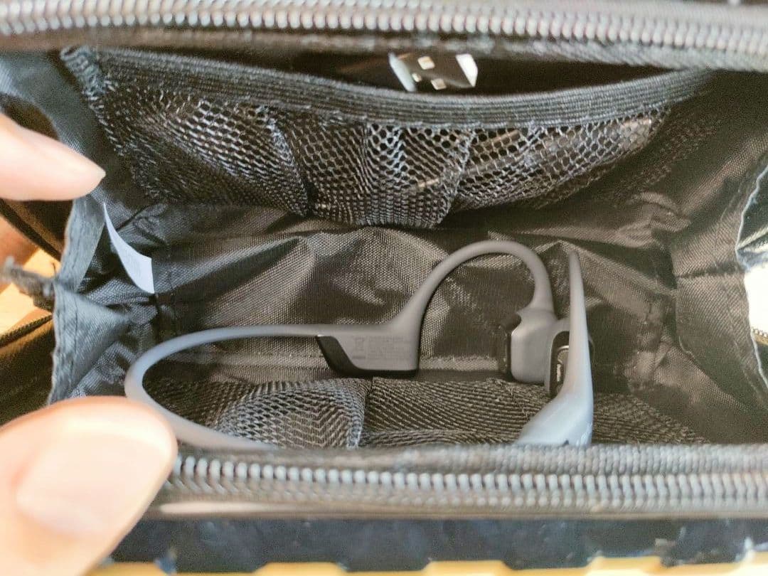 さしみ　shokz OPENRUN PRO2 ハードケース付き