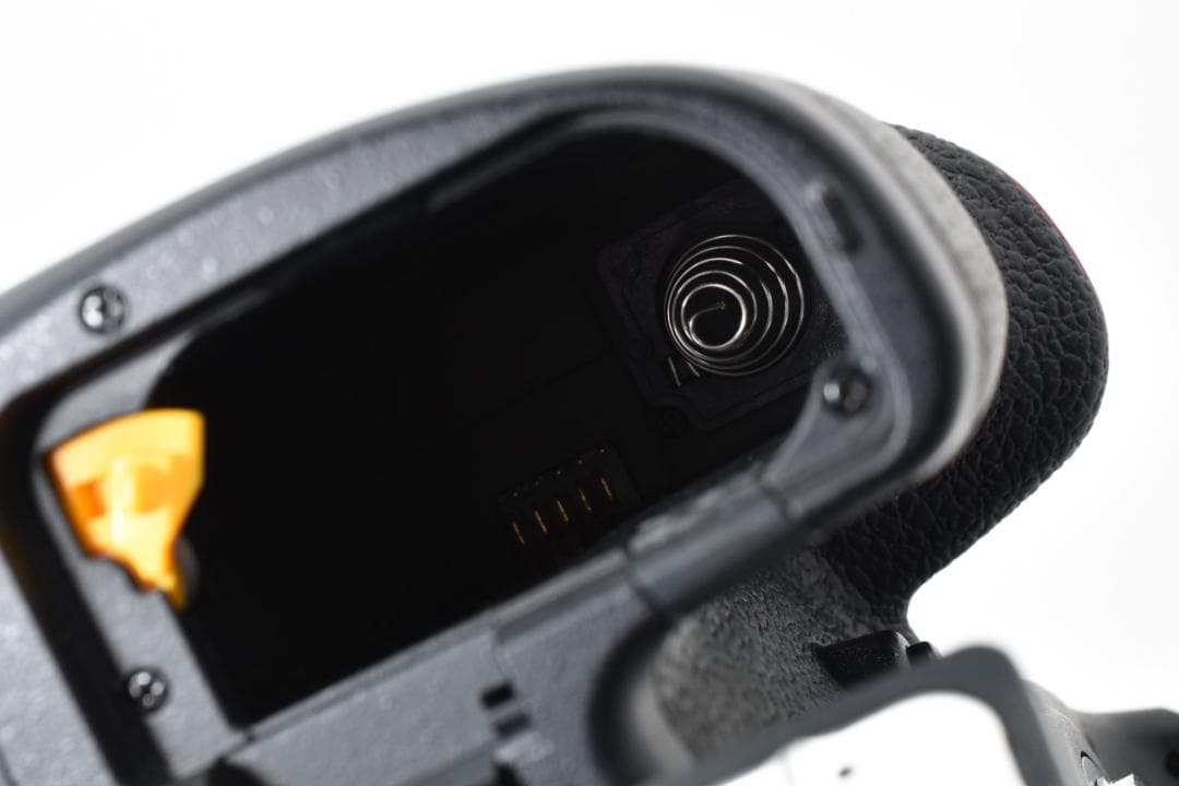 【極美品】Nikon D850 ボディ｜ショット数わずか 8,259枚