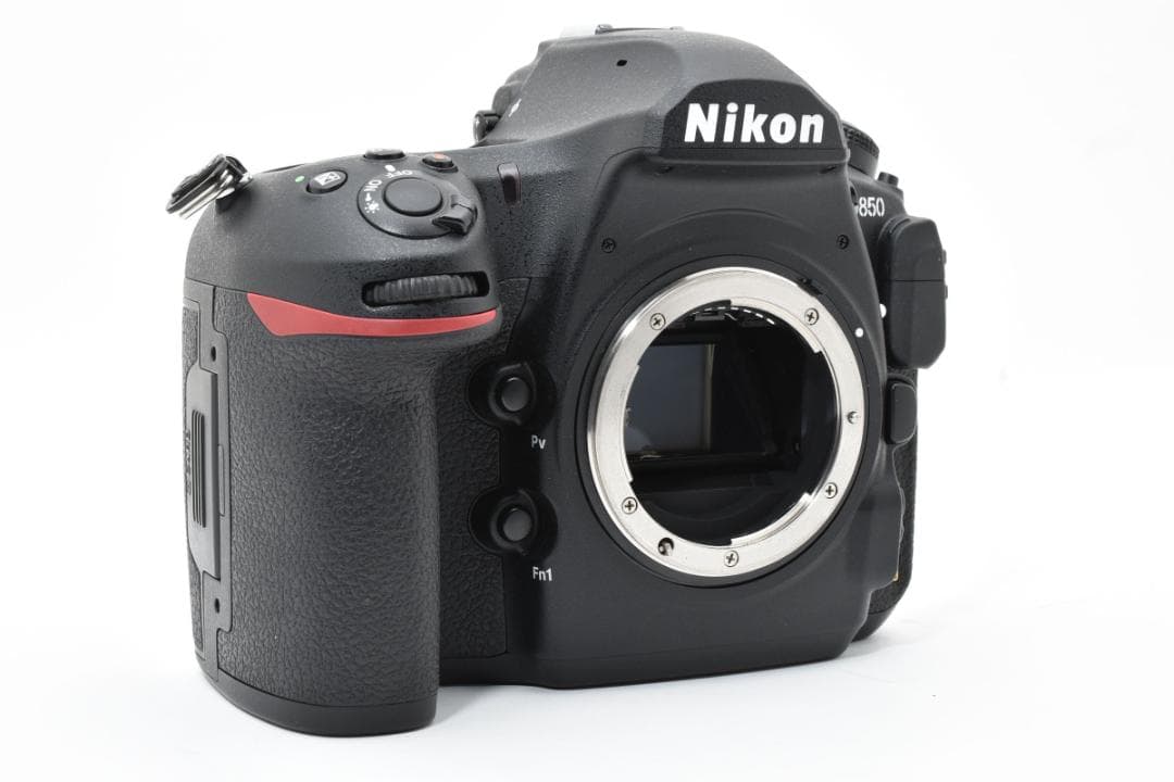 【極美品】Nikon D850 ボディ｜ショット数わずか 8,259枚