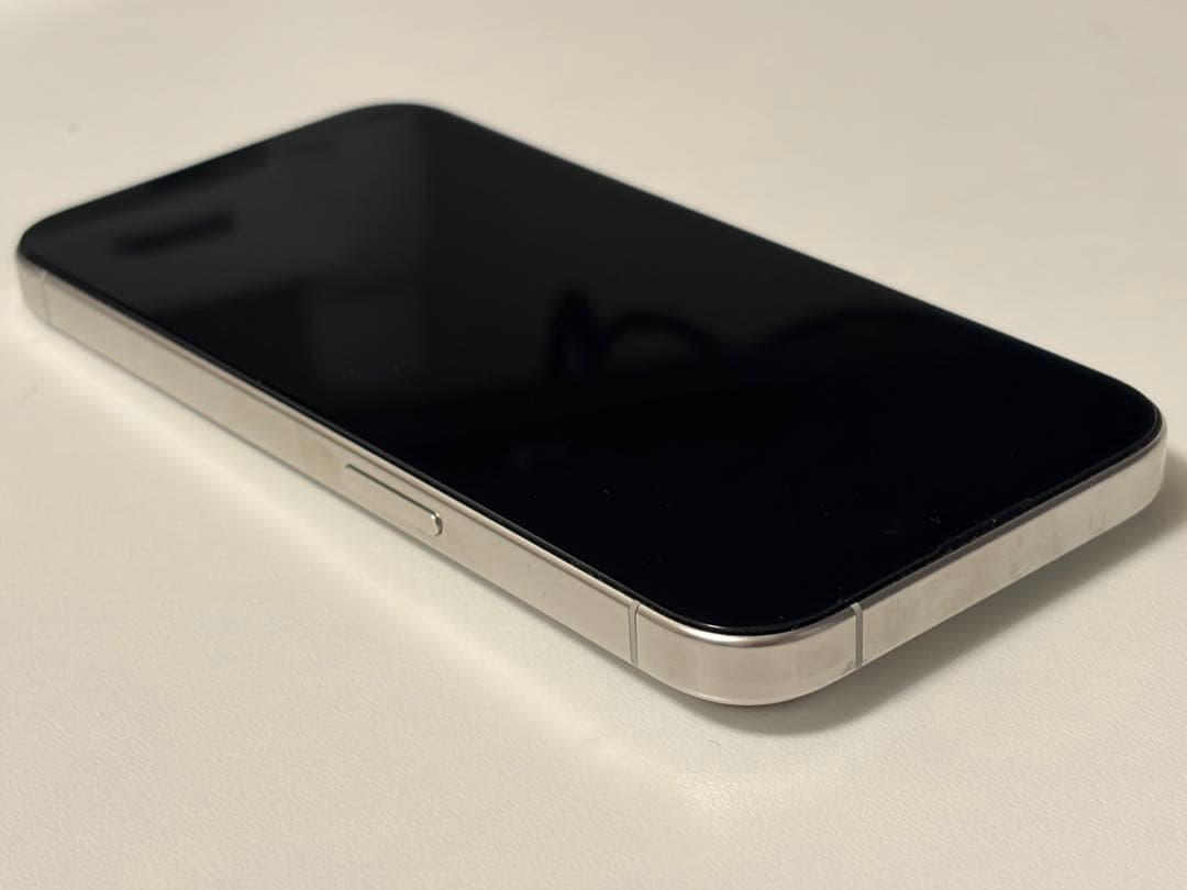 【姫　即購入】iPhone 15 Pro 128GB ホワイトチタニウム