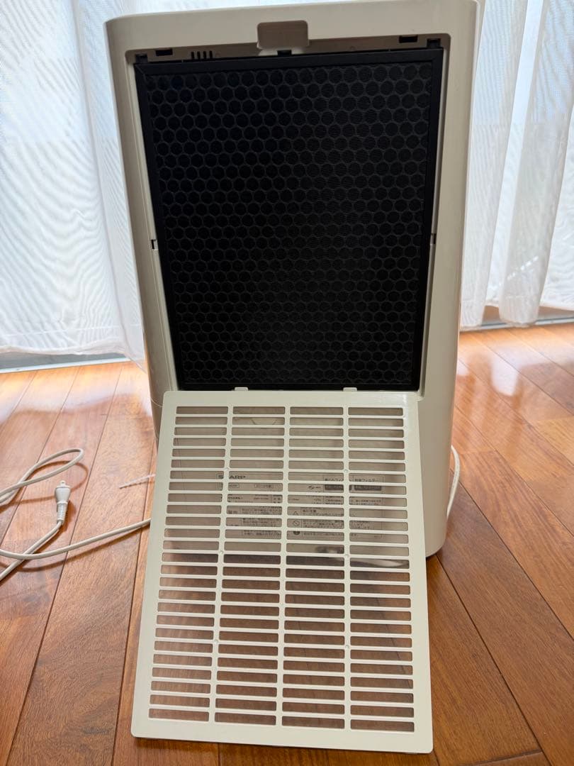 SHARP 空気清浄除湿機 CV-EF 120-W