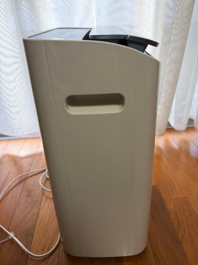 SHARP 空気清浄除湿機 CV-EF 120-W